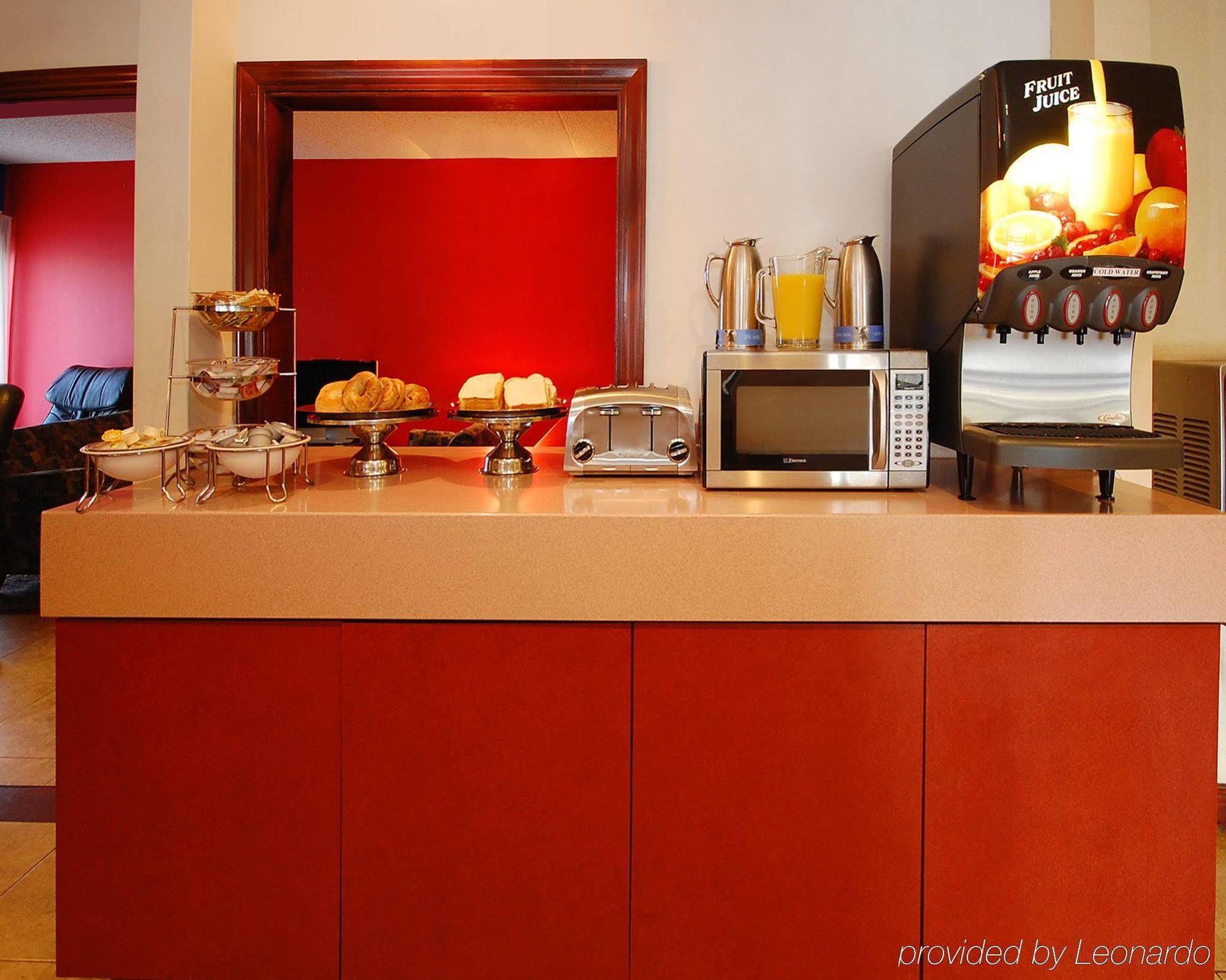 Western O'hare/elk Grove 3*